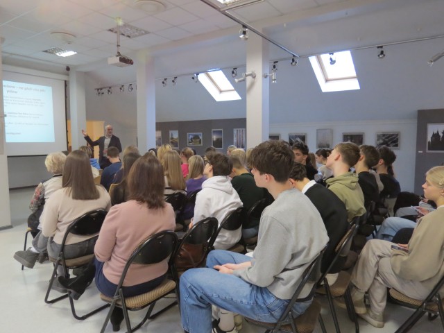 Lekcija "Latvijas Neatkarības karš: Latgales un Rēzeknes atbrīvošana". R. Vancānes foto.